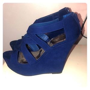 9.5 Madden Girl Royal Blue Wedges